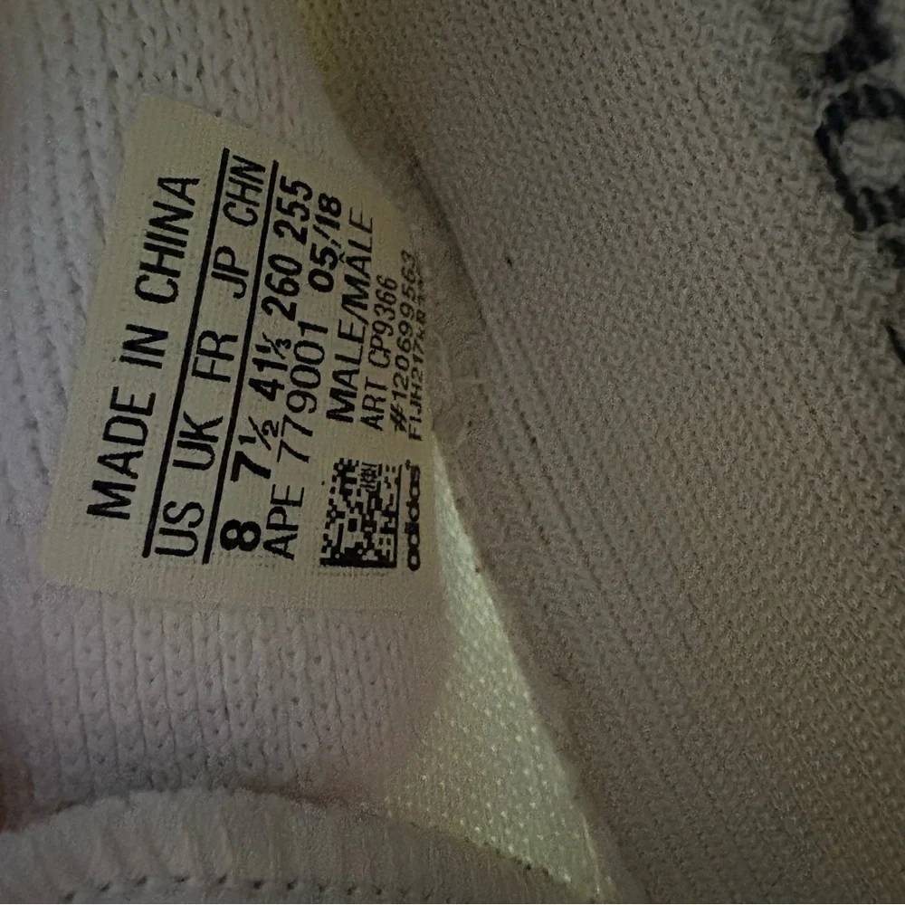 ADIDAS Yeezy‎ Boost 350 V2 Low Cream White Triple White Size 8